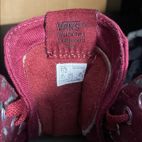 Maroon Vans sk8 hi - Picture 1 of 3